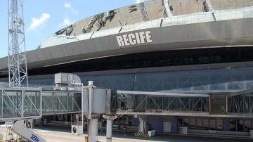Justiça suspende funcionamento de lojas no Aeroporto do Recife