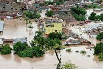  Ministro do Desenvolvimento Regional se reúne com Paulo Câmara e alinha ações de assistência humanitária para população mais atingida pela chuva