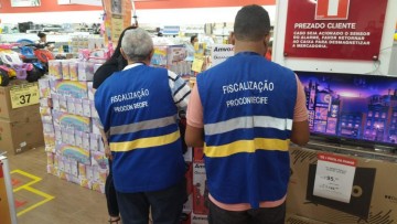 Procon Recife encontra variação de até 391% entre lojas com produtos para a Black Friday