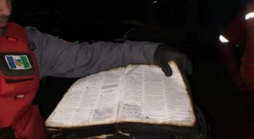 Casa é destruída por incêndio e Bíblia fica intacta em Santa Cruz do Capibaribe