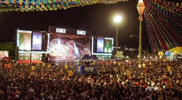 Pernambuco tem receita turística maior do que festejo de 2019