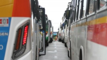 MPT entra com ação contra 14 empresas de ônibus da RMR por demissões