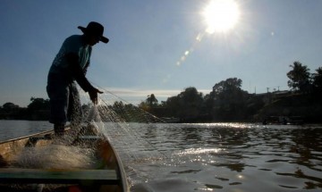 Mais de 30 mil pescadores artesanais estão com registros cancelados