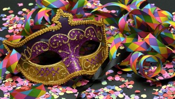 Foliões devem ficar atentos às ofertas de serviços durante o Carnaval