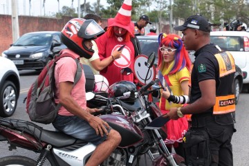 Recife realiza ação para encerramento da Semana Nacional do Trânsito