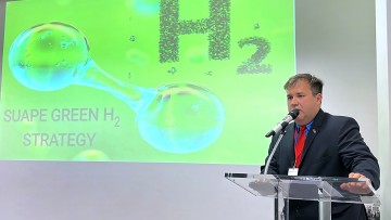 Suape recebe apoio de governo inglês para acelerar produção de hidrogênio verde