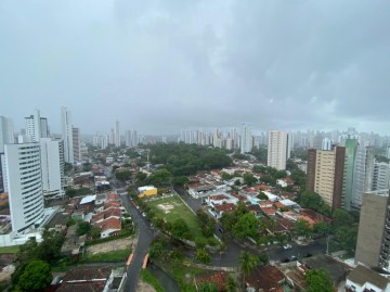 Alerta de chuvas moderadas e fortes no Grande Recife, Zona da Mata e Agreste
