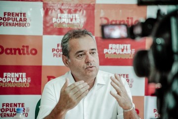 “Quem não participa do debate expressa algum tipo de arrogância ou de despreparo”, dispara Danilo Cabral