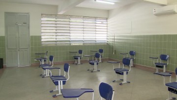 Escolas centenárias em PE fecham as portas por causa da pandemia da Covid-19