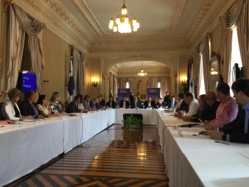 Governo de PE reúne prefeitos do Grande Recife para discutir ações em combate ao Covid-19