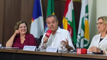 Diálogo com os Candidatos: Danilo Cabral destaca sobre 'Emprego e Renda, Infraestrutura, Desburocratização e Investimento'