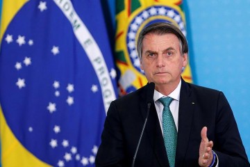 Bolsonaro veta PL que previa indenização a profissionais de saúde