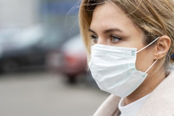 Uso da máscara continuará sendo fundamental mesmo com a vacina, aponta pesquisador