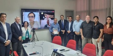Sindmetro-PE se reúne com Paulo Câmara e pede recuperação do Metrô do Recife