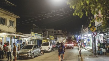 Programa Ilumina Recife chega em mais três ruas em bairro da Zona Norte