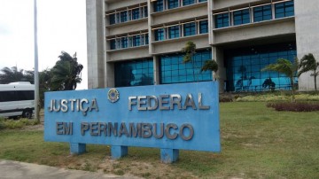 Justiça Federal de Pernambuco nega pedido do Governo Bolsonaro que tentava punir caminhoneiros que aderirem a paralisação no estado