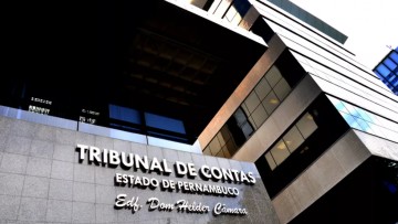 Por ofícios, TCE pede renovação de cessão de servidores ao Governo de Pernambuco