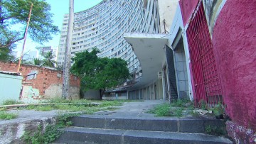 Câmara do Recife cria Frente Parlamentar para debater a situação do Edifício Holiday