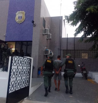 Polícia Civil prende sete pessoas em operação contra o tráfico de drogas em Pernambuco