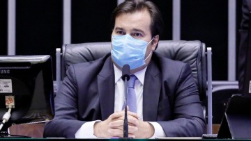 Rodrigo Maia diz que acordo para votar adiamento das eleições ainda está longe