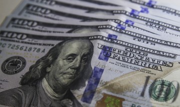 Tesouro capta US$ 2,25 bi no exterior com juros mais altos 