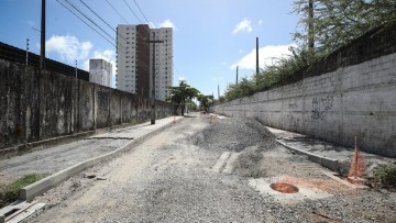 Prefeitura do Recife realiza vistoria nas obras do Programa Rua Tinindo na Imbiribeira