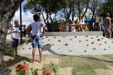Prefeitura do Recife entrega a quarta Praça da Infância 