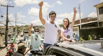Apoio de Bolsonaro afasta Cidadania de campanha da Delegada Patrícia 