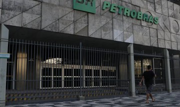 Concurso da Petrobras encerra inscrições nesta quarta (31)