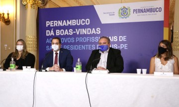 Governador Paulo Câmara recepciona novos residentes do SUS em Pernambuco
