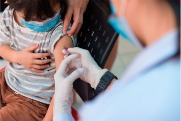 Pernambuco autoriza vacinação em crianças de 6 meses a 2 anos com comorbidades e retoma imunização do público de 3 e 4 anos