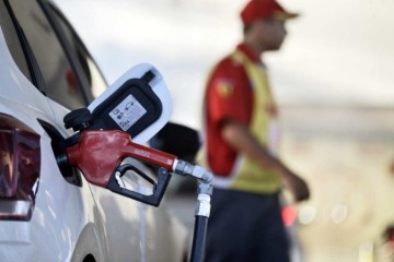 Preço médio da gasolina no Brasil atinge R$ 6,02 por litro em setembro