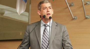 Vereador André Régis diz que não vai à reeleição e busca a majoritária no Recife