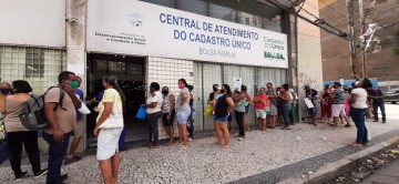 Recife disponibiliza canal para tirar dúvidas da população em relação ao CadÚnico 