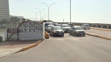 Com obra na Ponte Giratória, trânsito no Bairro do Recife terá mudanças 
