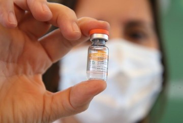 Pernambuco recebe mais 255 mil doses de vacinas contra a Covid-19 