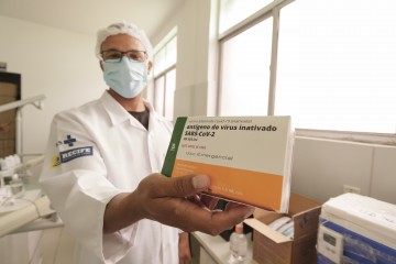 Vacina Coronavac chega a todos os municípios pernambucanos
