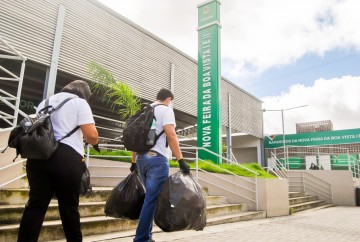 Ação de coleta de resíduos sólidos recolheu mais de 110 quilos de resíduos sólidos em Caruaru