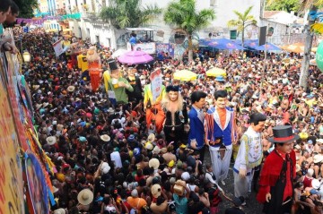 Carnaval 2025 será prolongado e pode contar com 11 dias de folia