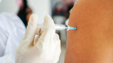  Secretaria de Saúde do Recife promove vacinação itinerante contra Covid-19