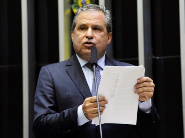 Tadeu Alencar critica ausência de presidente da Caixa Econômica em audiência sobre créditos para o Nordeste 
