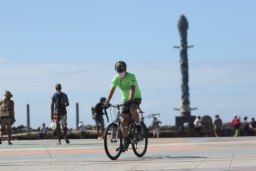 Ciclistas vão receber homenagens no bairro do Recife Antigo neste domingo (23)