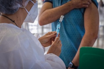 Vacinados contra a Covid-19 devem ficar atentos para não perder o prazo da D2 