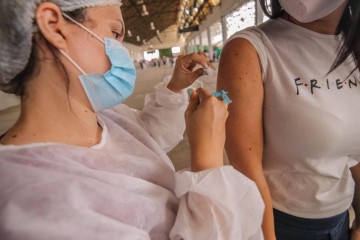 Faixa etária para vacinação contra a Covid-19 será ampliada em Caruaru