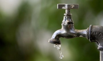 Manutenção da Compesa deixa bairros do Recife e Camaragibe sem abastecimento de água