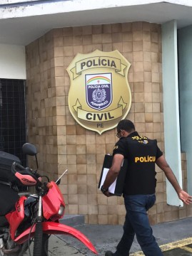 Polícia Civil cumpre mandados em operação contra quadrilha envolvida em fraude em licitações e lavagem de dinheiro