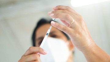Olinda libera vacinação de adolescentes a partir de 15 anos