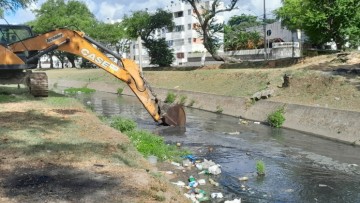  Recife Limpa remove mais de 4.100 toneladas de lixo irregular em uma semana