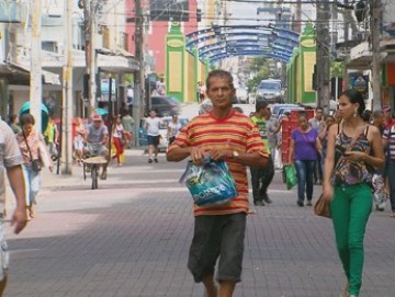 Pesquisa aponta que o percentual de famílias endividadas no Recife cai 0,9%