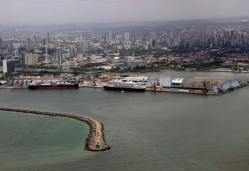 Mais de 40 mil turistas são esperados no Porto do Recife até abril